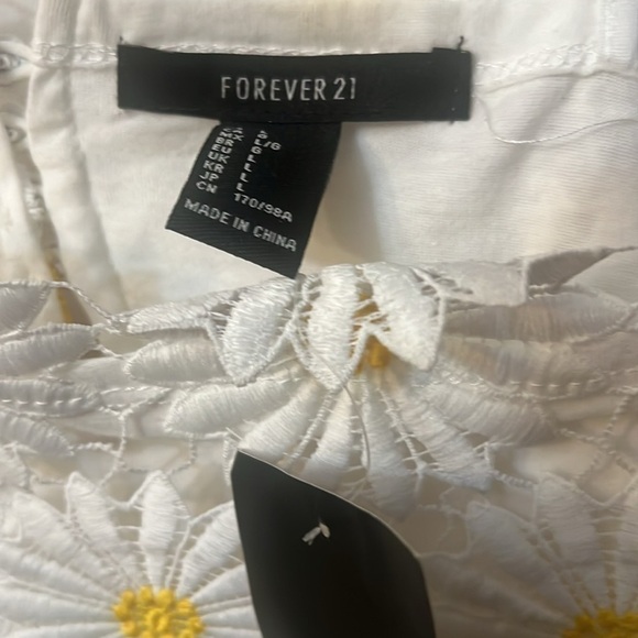 Forever 21 Daysi top size L and size S - Picture 6 of 7